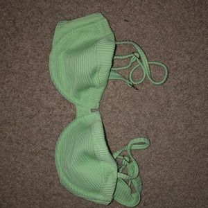 Hollister underwire bathing suit top brand new